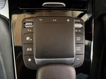 Mercedes-Benz CLA 2.0 CLA220d AMG Line (Premium 2) Coupe 8G-DCT Euro 6 (s/s) 4dr