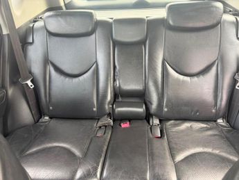 Toyota RAV4 2.2 D-CAT SR Auto 4WD Euro 5 5dr