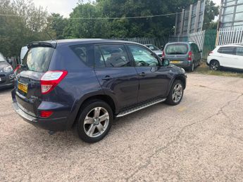 Toyota RAV4 2.2 D-CAT SR Auto 4WD Euro 5 5dr