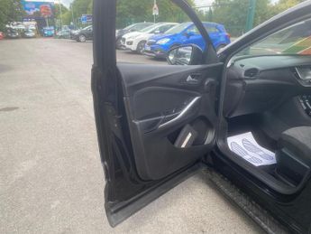 Vauxhall Grandland X 1.6 Turbo D BlueInjection SE Auto Euro 6 (s/s) 5dr