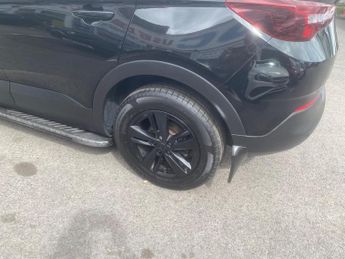 Vauxhall Grandland X 1.6 Turbo D BlueInjection SE Auto Euro 6 (s/s) 5dr