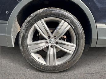 Volkswagen Tiguan Allspace 1.5 TSI EVO Match SUV 5dr Petrol DSG Euro 6 (s/s) (150 ps)