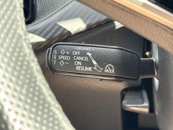 Skoda Kamiq 1.5 TSI ACT Monte Carlo Edition DSG Euro 6 (s/s) 5dr