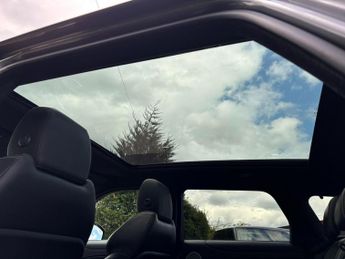 Land Rover Range Rover Evoque 2.0 TD4 Autobiography Auto 4WD Euro 6 (s/s) 5dr