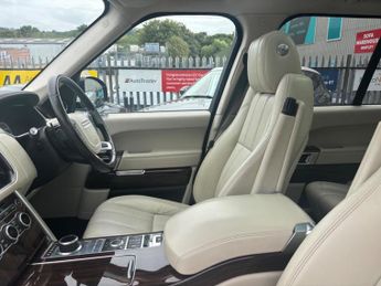 Land Rover Range Rover 4.4 SD V8 Vogue Auto 4WD Euro 5 5dr