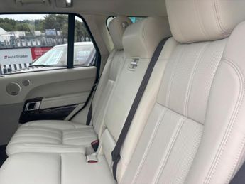Land Rover Range Rover 4.4 SD V8 Vogue Auto 4WD Euro 5 5dr