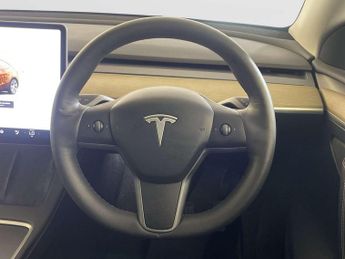 Tesla Model Y SUV 5dr Electric Auto RWD (346 ps)