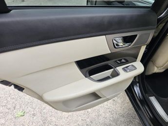 Jaguar XF 3.0d S V6 Premium Luxury Auto Euro 5 4dr