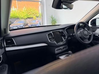 Volvo XC90 2.0h T8 Recharge 18.8kWh Plus Auto 4WD Euro 6 (s/s) 5dr