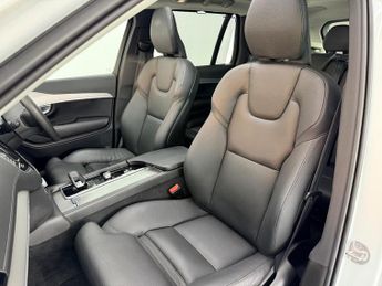 Volvo XC90 2.0h T8 Recharge 18.8kWh Plus Auto 4WD Euro 6 (s/s) 5dr