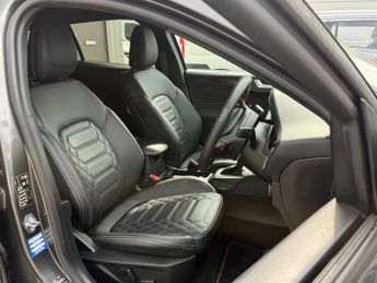 Ford Focus 1.0T EcoBoost MHEV ST-Line X DCT Euro 6 (s/s) 5dr