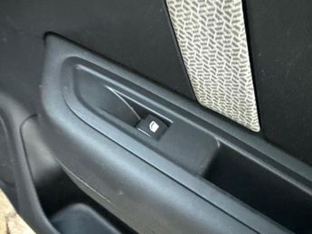 Citroen C4 1.2 PureTech MAX Hatchback 5dr Petrol EAT8 Euro 6 (s/s) (130 ps)