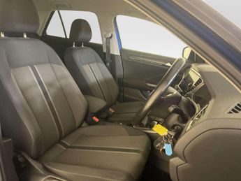 Volkswagen T-Roc 1.5 TSI GPF EVO Design SUV 5dr Petrol Manual Euro 6 (s/s) (150 p