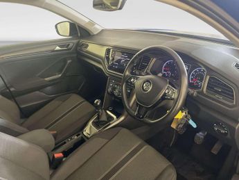 Volkswagen T-Roc 1.5 TSI GPF EVO Design SUV 5dr Petrol Manual Euro 6 (s/s) (150 p