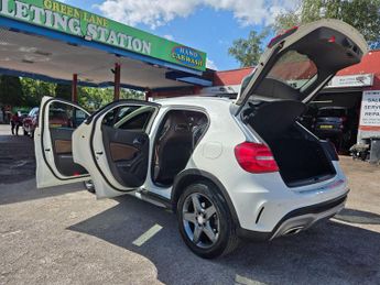 Mercedes-Benz GLA 2.1 GLA220d AMG Line (Premium Plus) 7G-DCT 4MATIC Euro 6 (s/s) 5