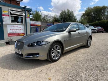 Jaguar XF 2.2d Luxury Auto Euro 5 (s/s) 4dr