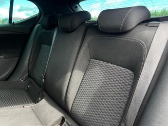 Vauxhall Astra 1.6 CDTi BlueInjection SRi Nav Euro 6 (s/s) 5dr