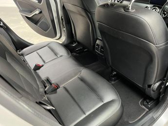 Mercedes-Benz A Class 1.5 A180d Sport (Executive) 7G-DCT Euro 6 (s/s) 5dr