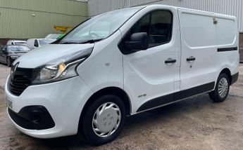 Renault Trafic 1.6 dCi 27 Business+ SWB Standard Roof Euro 5 5dr