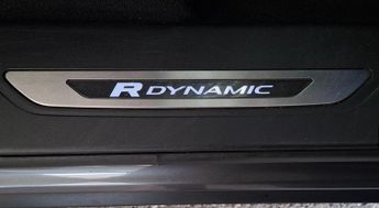 Land Rover Range Rover Velar 3.0 SD6 V6 First Edition Auto 4WD Euro 6 (s/s) 5dr