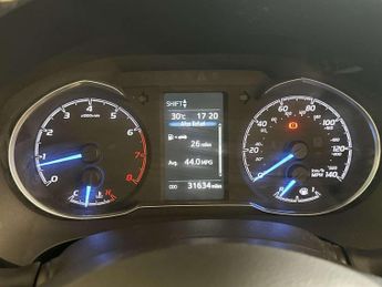 Toyota Yaris 1.5 VVT-i Icon Tech Hatchback 5dr Petrol Manual Euro 6 (111 ps)