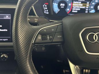 Audi Q3 2.0 TDI 35 Black Edition SUV 5dr Diesel S Tronic Euro 6 (s/s) (1