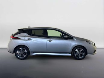 Nissan Leaf 40kWh Tekna Hatchback 5dr Electric Auto (150 ps)