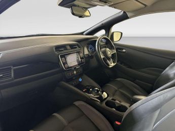 Nissan Leaf 40kWh Tekna Hatchback 5dr Electric Auto (150 ps)
