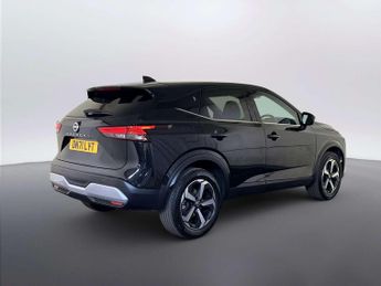 Nissan Qashqai 1.3 DIG-T MHEV N-Connecta Euro 6 (s/s) 5dr