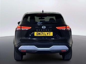 Nissan Qashqai 1.3 DIG-T MHEV N-Connecta Euro 6 (s/s) 5dr