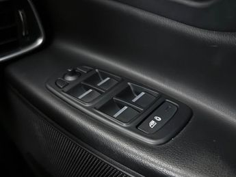 Jaguar XE 2.0i GPF Prestige Auto Euro 6 (s/s) 4dr