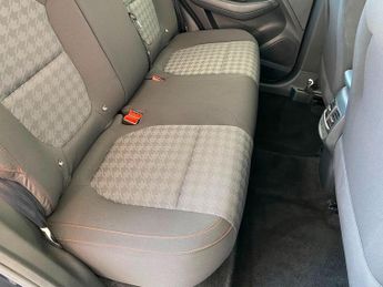 MG MG ZS 72.6kWh SE Long Range Auto 5dr