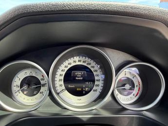 Mercedes-Benz E Class 2.1 E220 BlueTEC AMG Night Edition (Premium) Saloon 4dr Diesel G