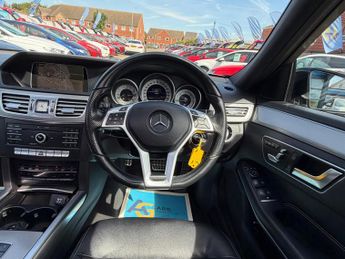 Mercedes-Benz E Class 2.1 E220 BlueTEC AMG Night Edition (Premium) Saloon 4dr Diesel G