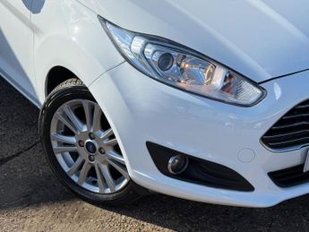 Ford Fiesta 1.0T EcoBoost Zetec Euro 5 (s/s) 3dr