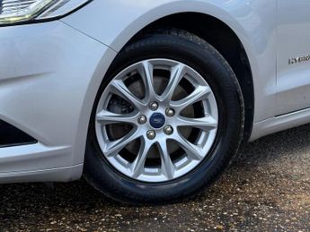 Ford Mondeo 2.0 TiVCT Titanium CVT Euro 6 (s/s) 4dr