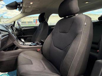Ford Mondeo 2.0 TiVCT Titanium CVT Euro 6 (s/s) 4dr