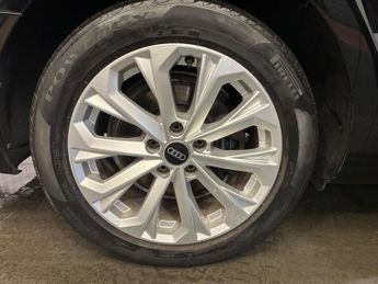 Audi A4 Avant 2.0 TDI 30 Technik S Tronic Euro 6 (s/s) 5dr