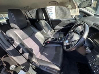 Nissan Leaf 40kWh N-Connecta Auto 5dr