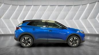 Vauxhall Grandland X 1.2 Turbo Sport Nav Auto Euro 6 (s/s) 5dr