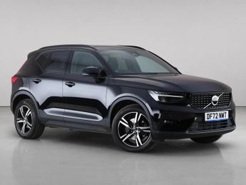 Volvo XC40 2.0 B3 MHEV Plus Dark DCT Auto Euro 6 (s/s) 5dr