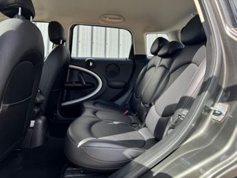 MINI Countryman 2.0 Cooper D Auto ALL4 Euro 5 5dr