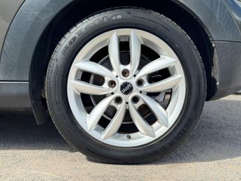 MINI Countryman 2.0 Cooper D Auto ALL4 Euro 5 5dr