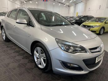 Vauxhall Astra 1.6 16v SRi Euro 5 5dr