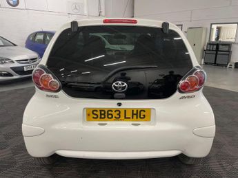 Toyota AYGO 1.0 VVT-i Mode Euro 5 3dr