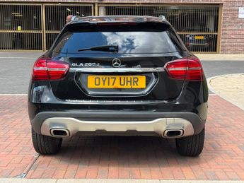 Mercedes-Benz GLA 2.1 GLA200d Sport (Premium) 7G-DCT Euro 6 (s/s) 5dr