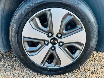 Kia Niro 1.6 GDi 8.9kWh 3 DCT Euro 6 (s/s) 5dr