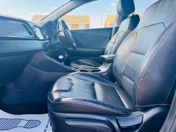 Kia Niro 1.6 GDi 8.9kWh 3 DCT Euro 6 (s/s) 5dr