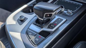 Audi Q7 3.0 TDI V6 S line Tiptronic quattro Euro 6 (s/s) 5dr