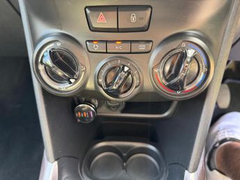 Peugeot 2008 1.2 VTi Active Euro 5 5dr